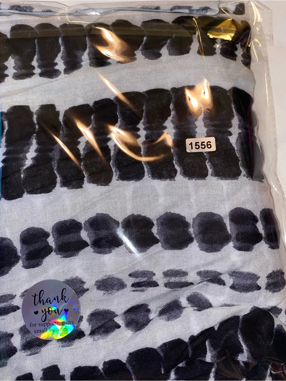 Lightweight Black & White Patterned Women's Wrap